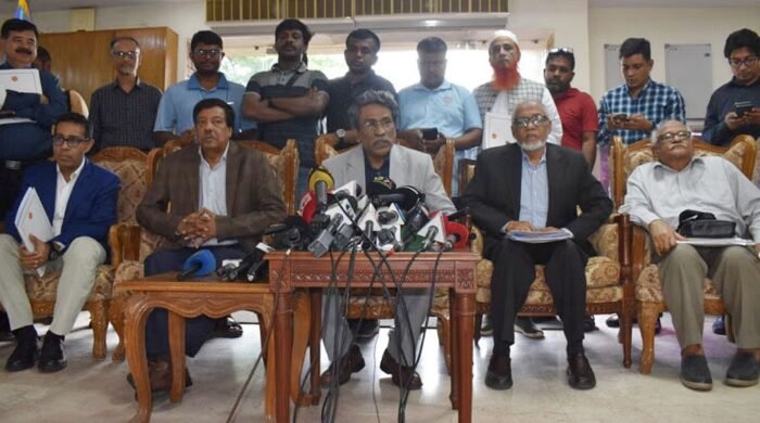 রাজনৈতিক দলগুলোর সঙ্গে ঐকমত্য কমিশনের আলোচনা